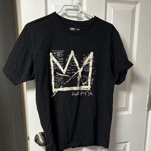 Uniqlo Black Tee with Artistic Crown Graphic